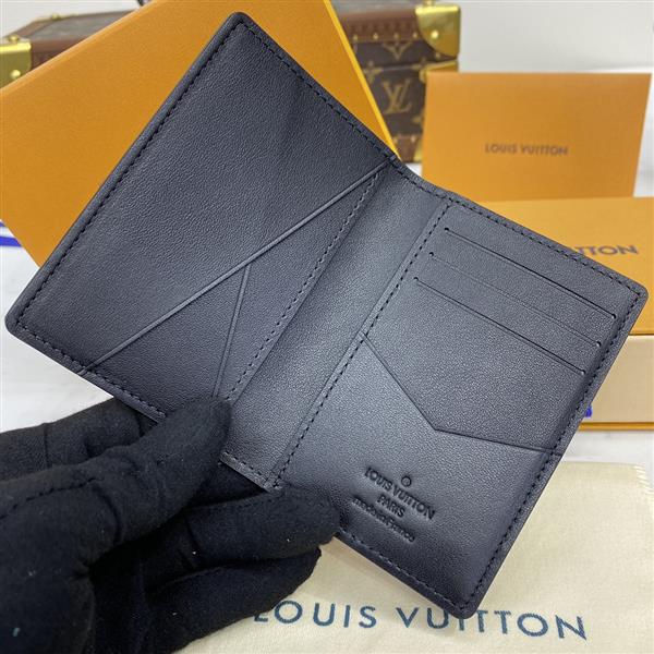 2026122105456446 690